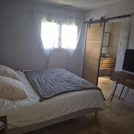 Maison Moderne Avec Salagou * Le Bosc (Herault)