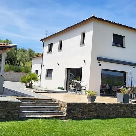 8 Pers Avec Spa, Vue Panoramique Et Jardin Pres Du Salagou Villa *